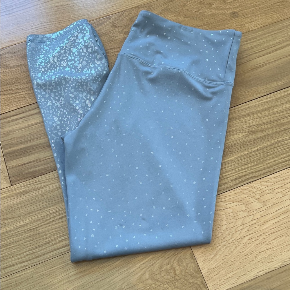 Zyia Light n Tight 8-10 Grey with Metallic details